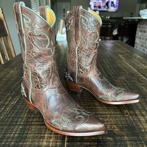 Old Gringo Villa size 7.5 NEW (no box) Brown & Turquoise